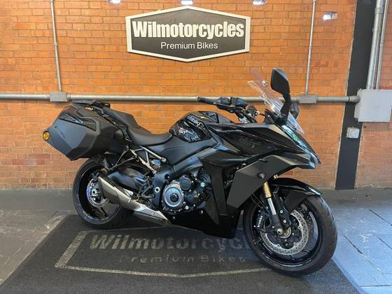 SUZUKI GSX-S1000GT ABS SUZUKI GSX-S1000GT ABS